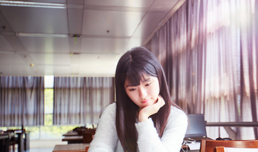 射手座喜欢花钱大手大脚的女生吗（射手座喜欢比自己大的女生吗）