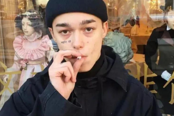 怎么和射手座谈恋爱（射手座男生谈恋爱的状态）