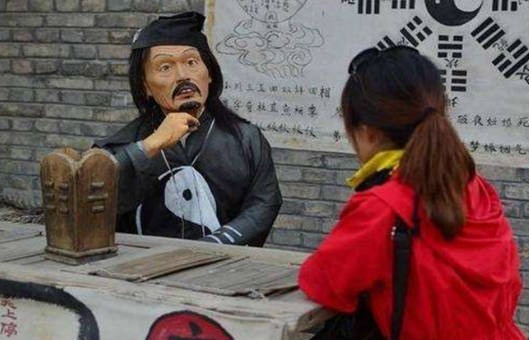 道家算命用的是什么,算命仙家准还是道家准