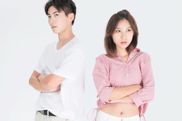 狮子座的女孩生气了怎么哄,跟狮子座表白后没有任何反应