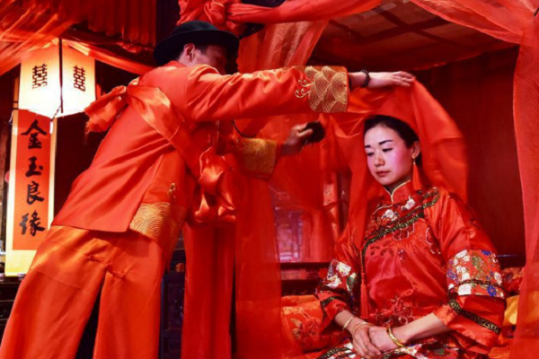 嫁娶的风俗内容,中国传统嫁娶婚俗