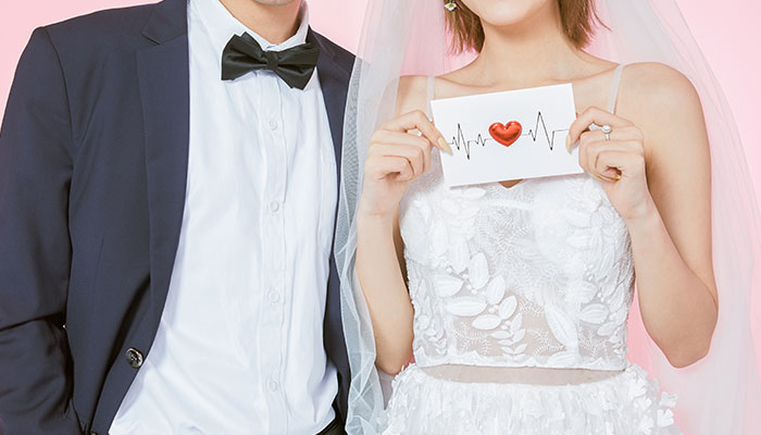 属蛇女人今年的婚姻,属蛇的女人今年婚姻怎么样的