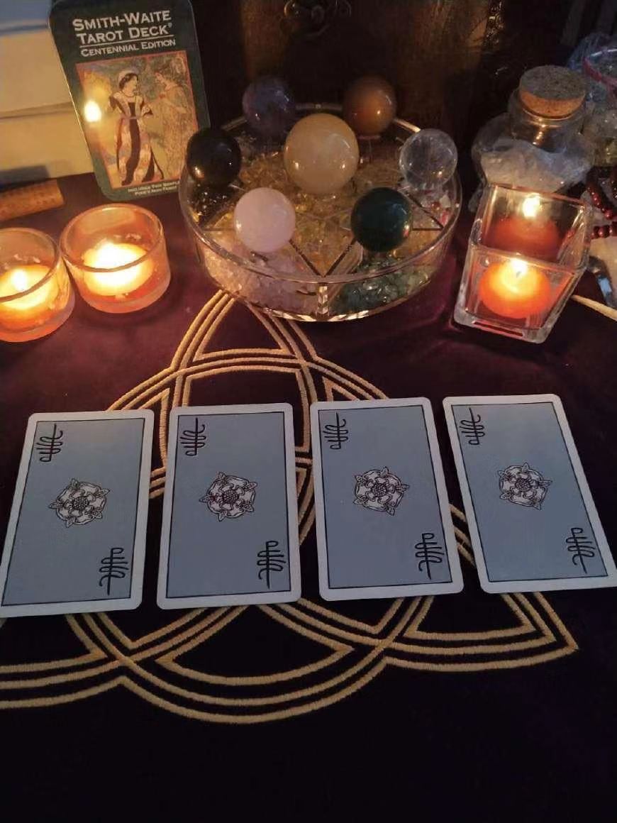 微信上的神婆塔罗占卜是谁,神婆塔罗占卜如何收费