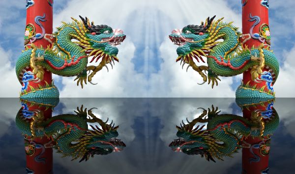 属龙的今年命运怎么样,属蛇的2023年佩戴什么最好