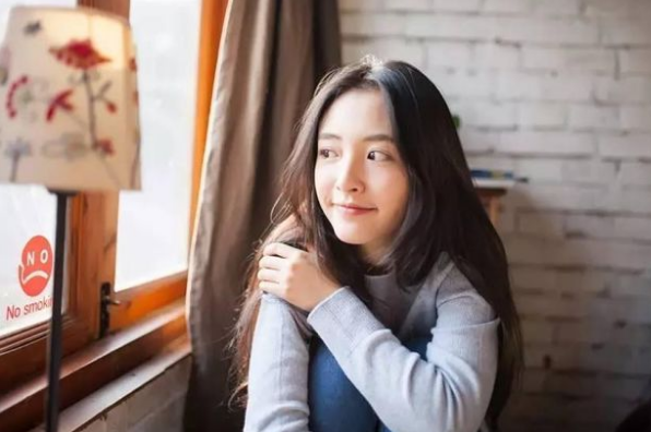 射手座看见女友和异性一起聊天,射手座女生暧昧和真爱区别
