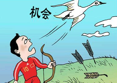 属鼠的十月出生能戴金镯子吗,属鼠几月命苦